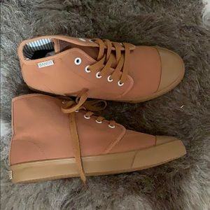 NEVER WORN Sahara Sand High Top BANGS